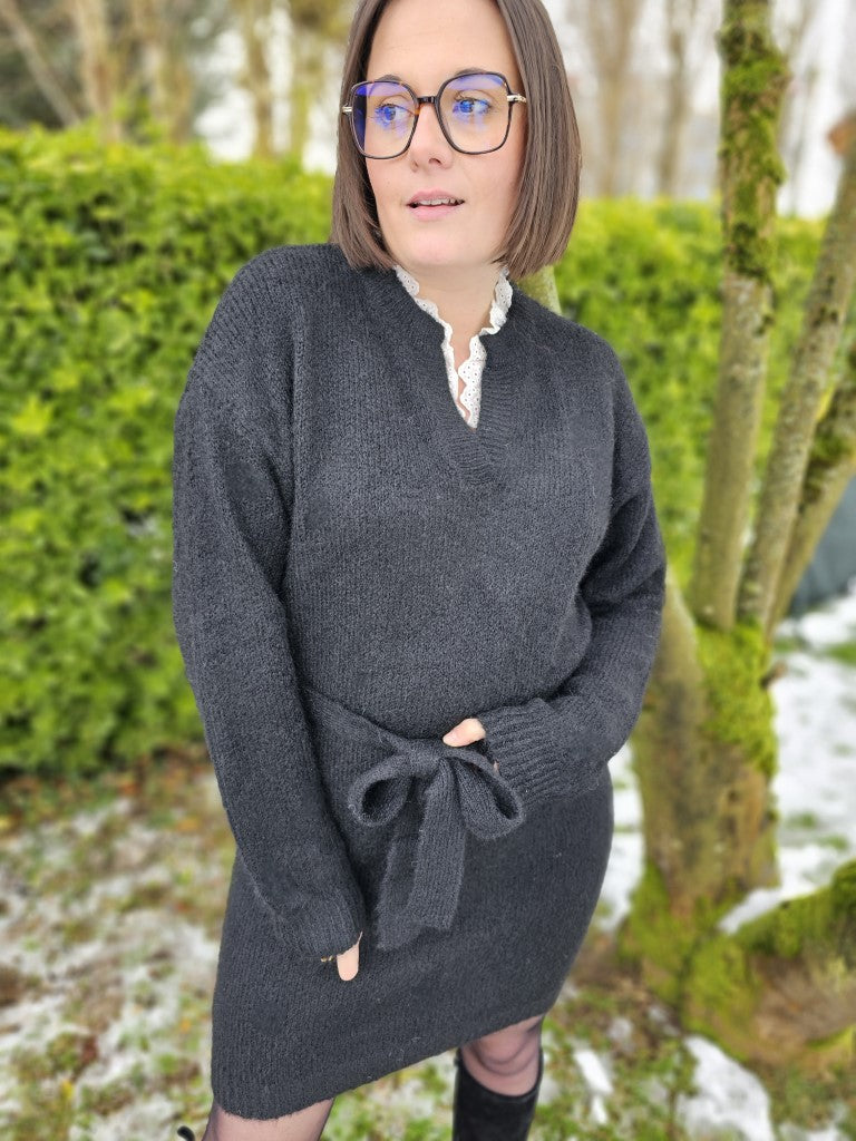 Pull Robe Emy noir col V dentelle, Amoressia