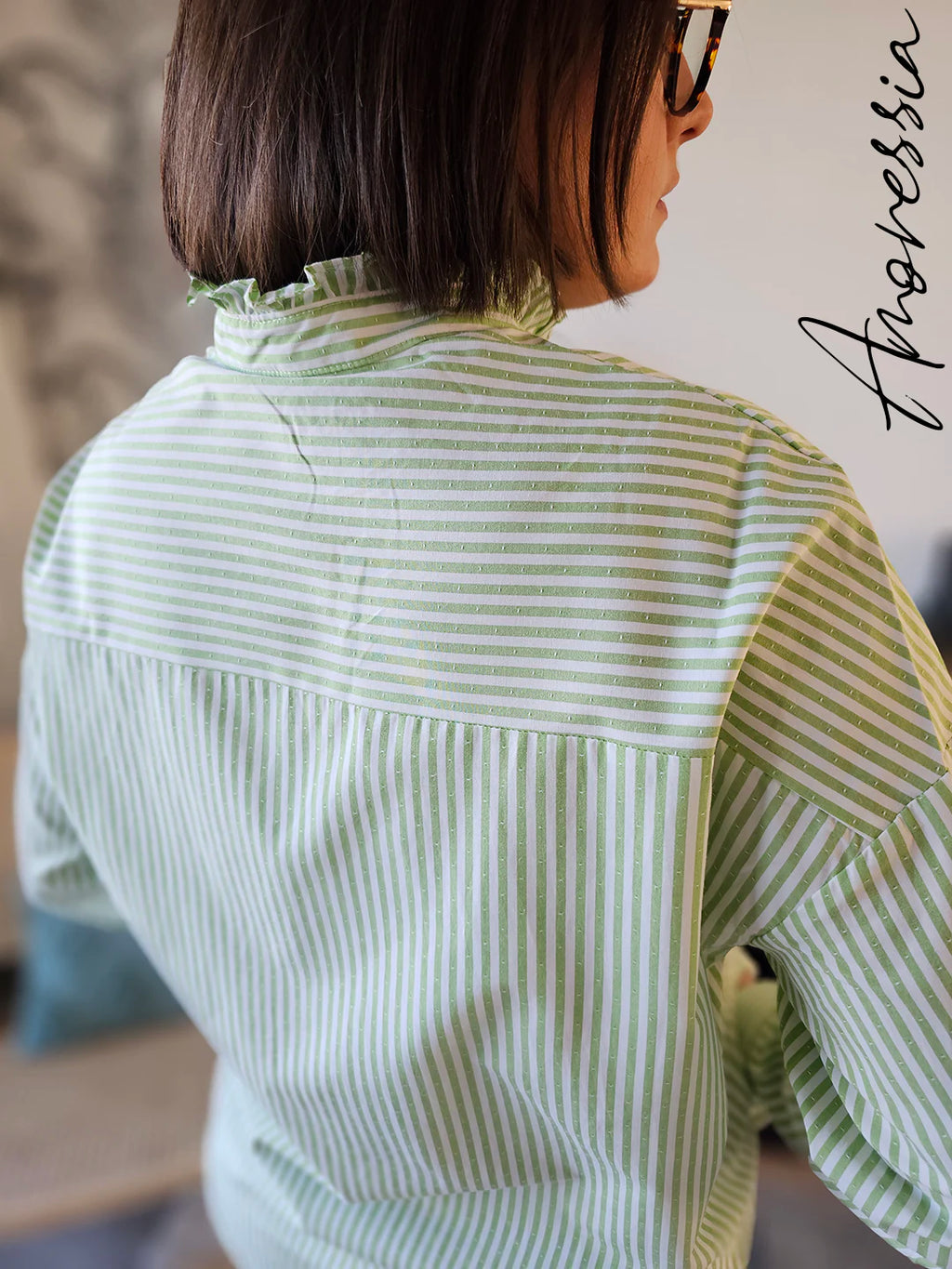 Chemise Prisca — Chemise Élégante Manches Longues Femme modèle 2 vue dos