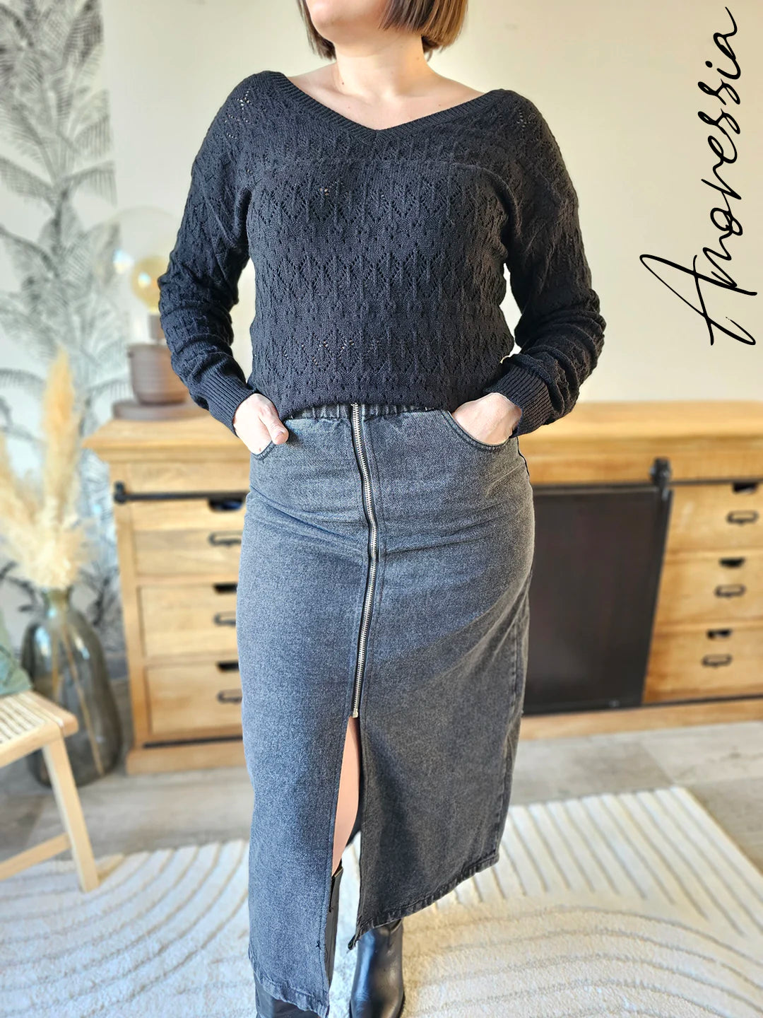 Jupe en jean grise — Jupe Jean Grise Femme photo lifestyle
