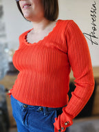 Pull Léa — Pull Maille Femme modèle 2 photo portée