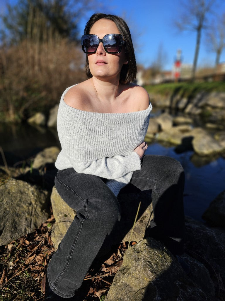 Pull Oscar — Pull Léger Femme photo portée