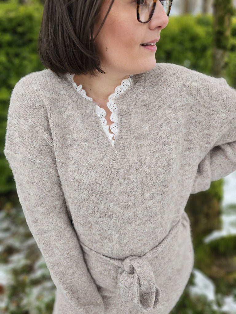 Pull Robe Emy — Pull Robe Maille Femme modèle 2 vue détail