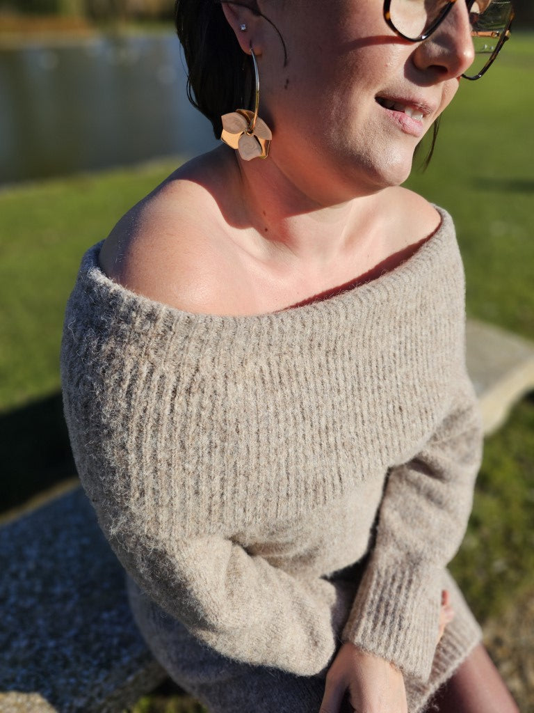 Robe pull Bardot — Robe Pull Bardot Femme photo portée
