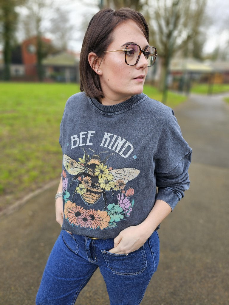 Sweat Bee Kind — Sweat Femme
