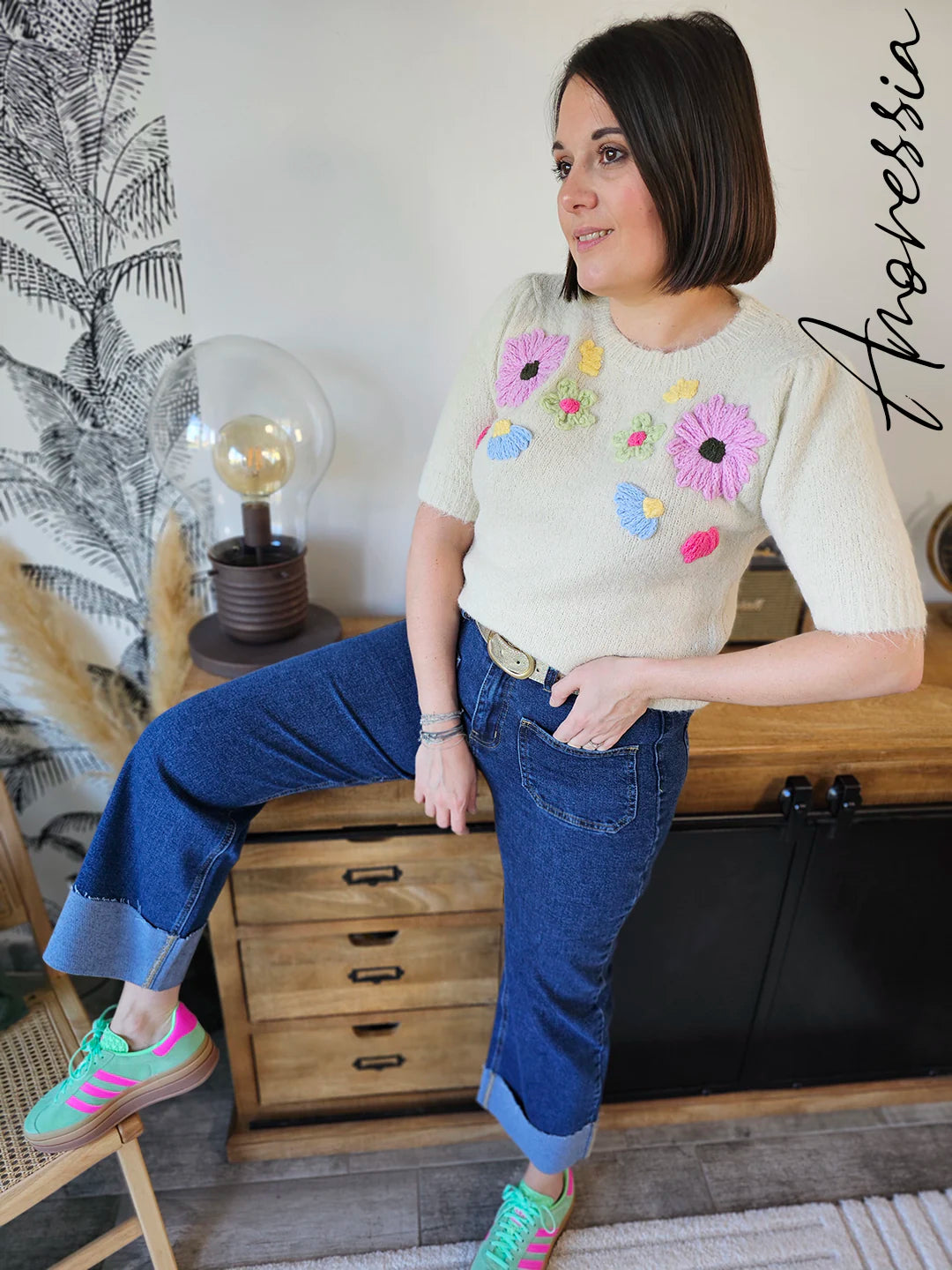 Pull Flower — Pull Fleuri Femme photo lifestyle