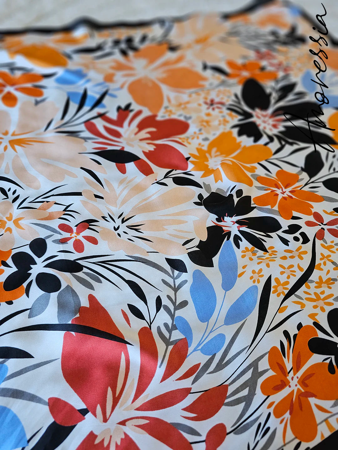 Foulard Apolline — Foulard Léger Imprimé Femme photo porté
