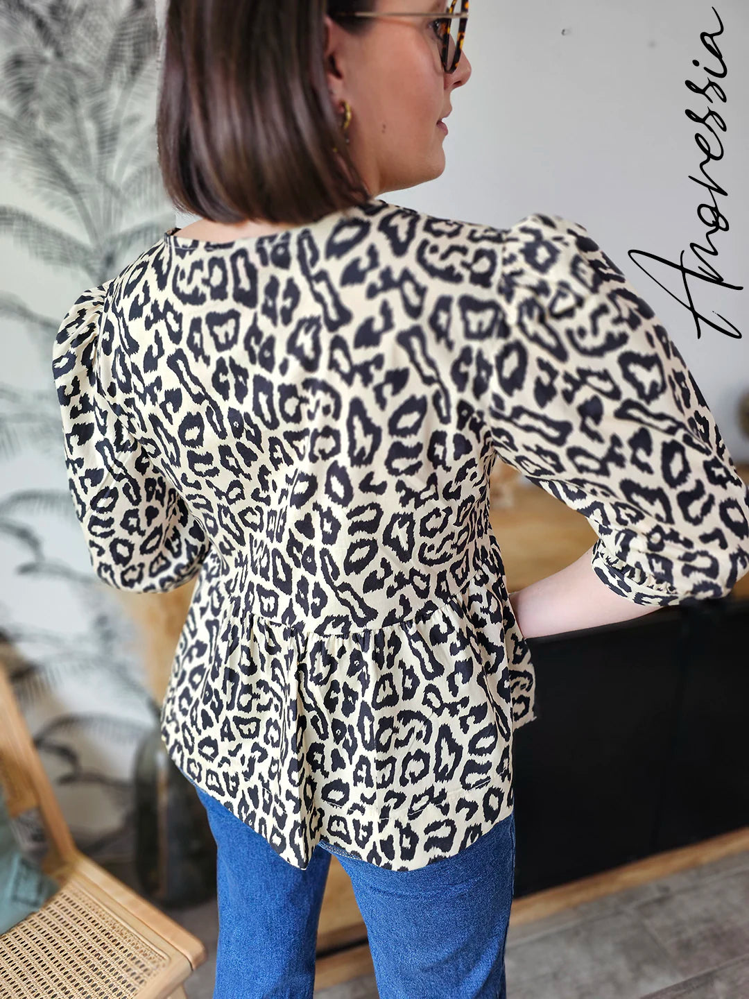Blouse Léopard — Blouse Léopard Femme photo lifestyle