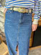 Jupe longue en jean — Jupe Longue Denim Femme photo portée