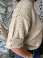 Pull Victoria beige — Pull Beige Femme photo portée