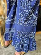 Pantalon Bora Bleu — Pantalon Bleu Imprimé Bandana Volants Femme autre vue