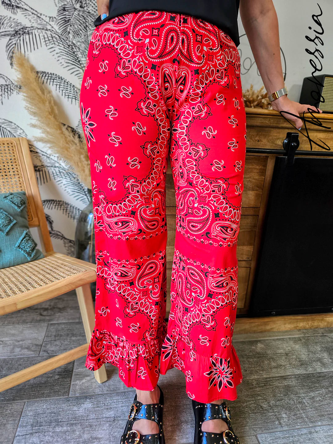 Pantalon Bora Rouge — Pantalon Rouge Imprimé Bandana Volants Femme
