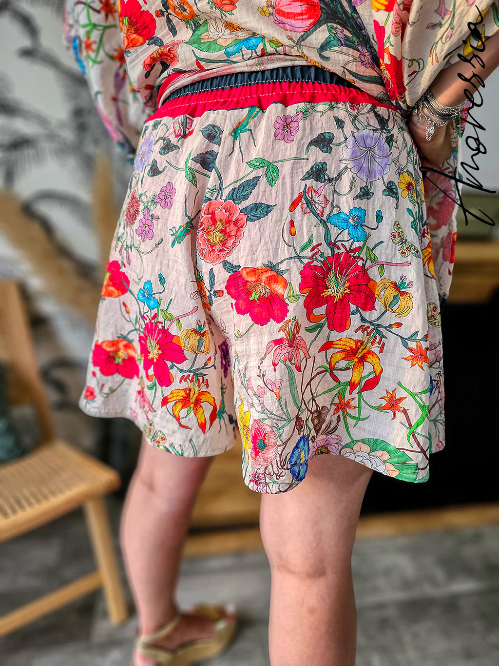 Short Tessa — Short Oversize Imprimé Floral Taille Élastique Femme