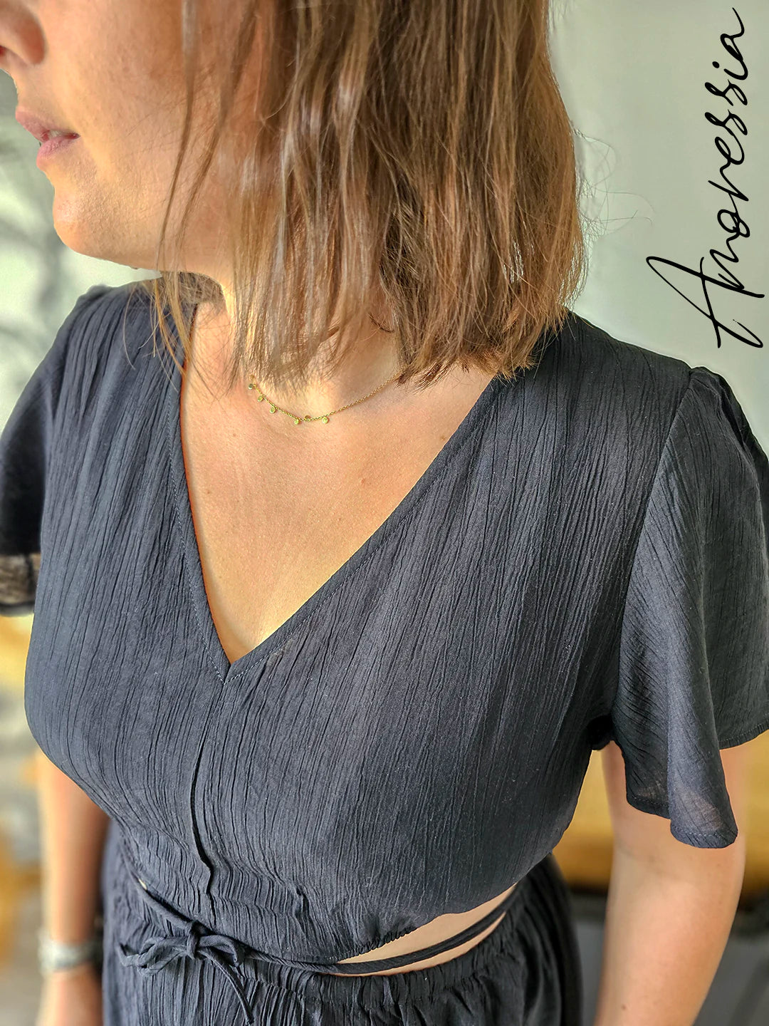 Robe Toscane — Robe Longue Noire Ouvertures Côtés Femme