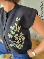 Gilet Prima — Gilet Noir Sans Manches Broderie Femme vue détail