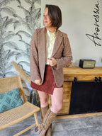 Jupe Short Cannelle — Jupe Short Velours Côtelé Camel Femme photo lifestyle