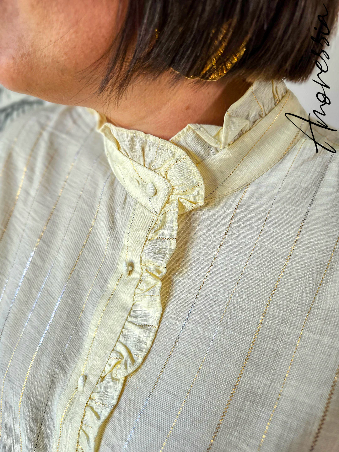 Chemise Dahlia — Chemise Écru Lignes Dorées Femme vue détail