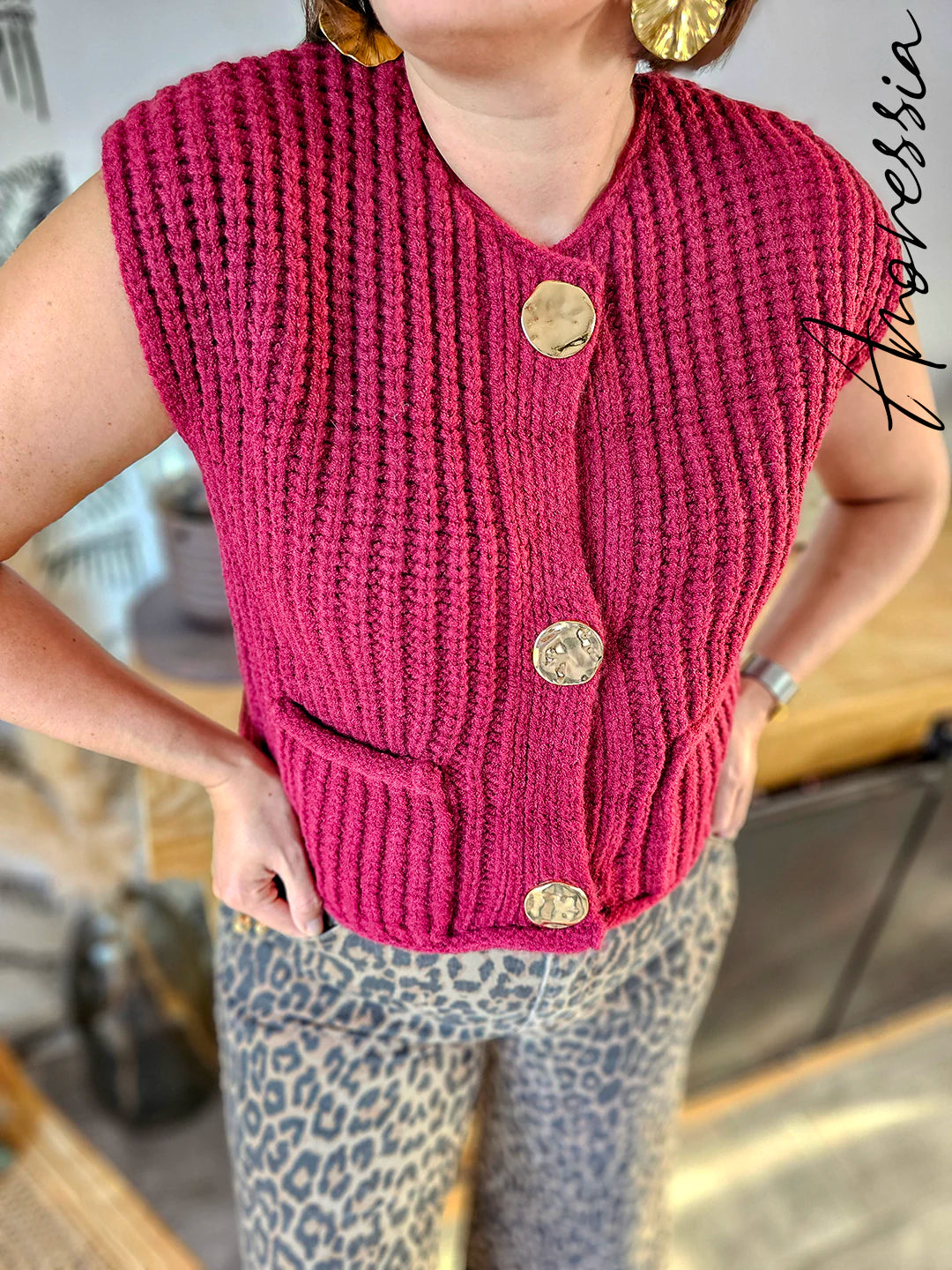 Gilet Autone — Gilet Bordeaux Sans Manches Femme photo portée