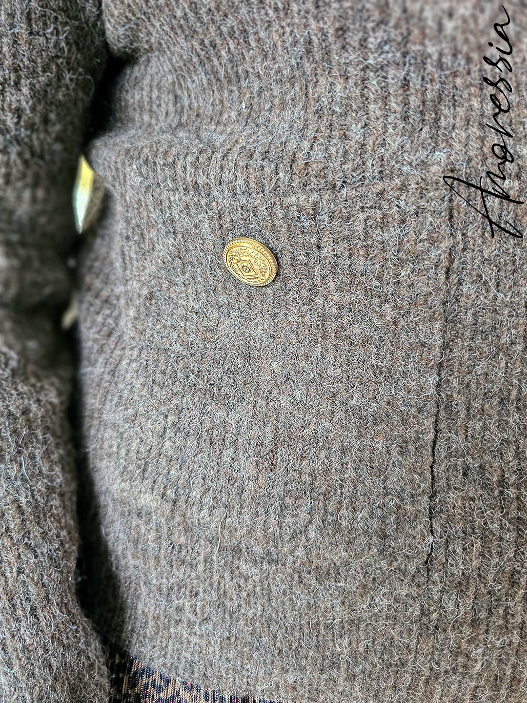 Gilet Chocolat — Gilet Chocolat Boutons Dorés Femme autre vue