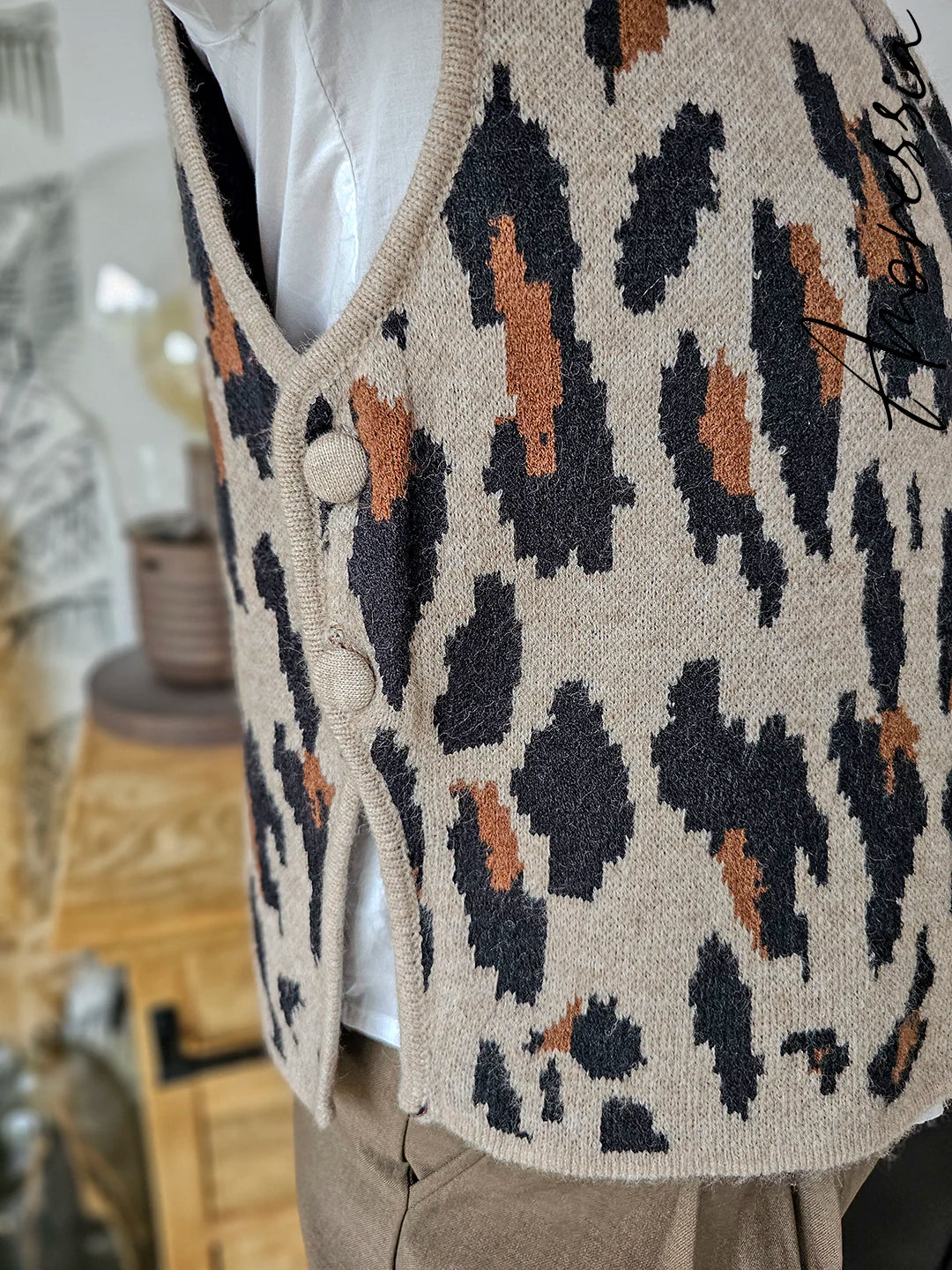 Pull Léopard Sans Manches — Pull Taupe Imprimé Léopard Côtés Ouverts Femme autre vue