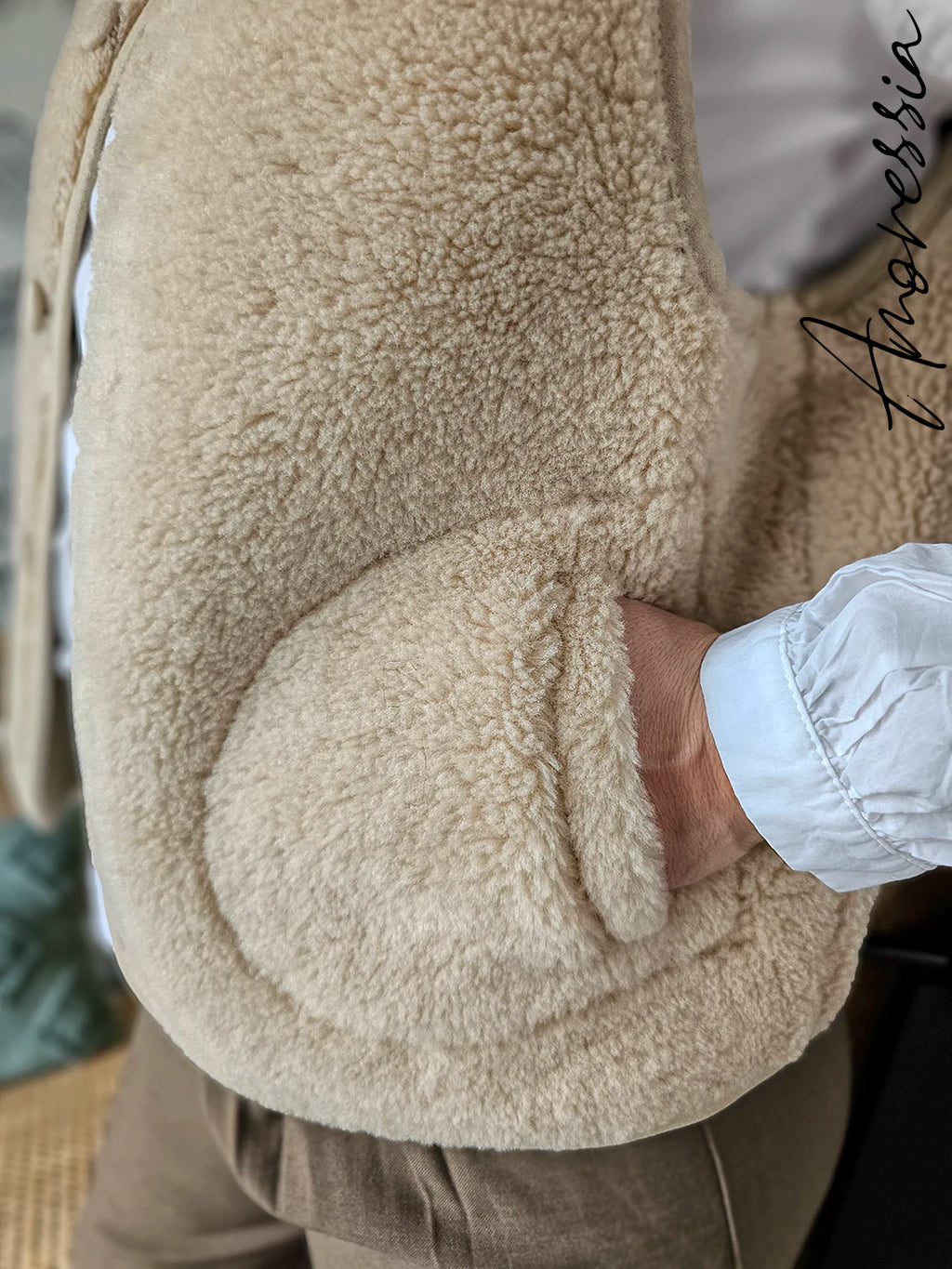 Gilet Dune — Gilet Beige Sans Manches Femme vue détail