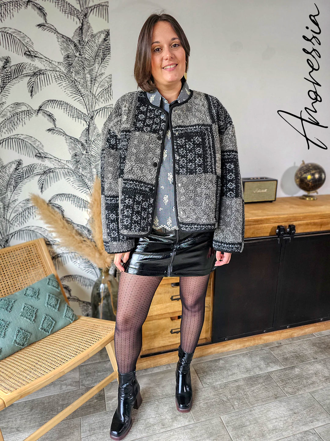 Manteau Clem — Manteau Court Noir Patchwork Femme look complet