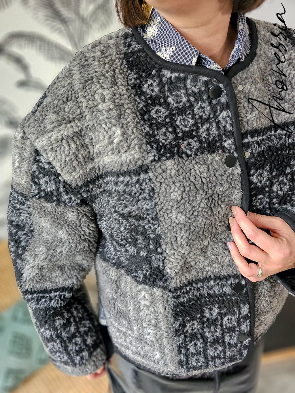 Manteau Clem — Manteau Court Noir Patchwork Femme vue détail