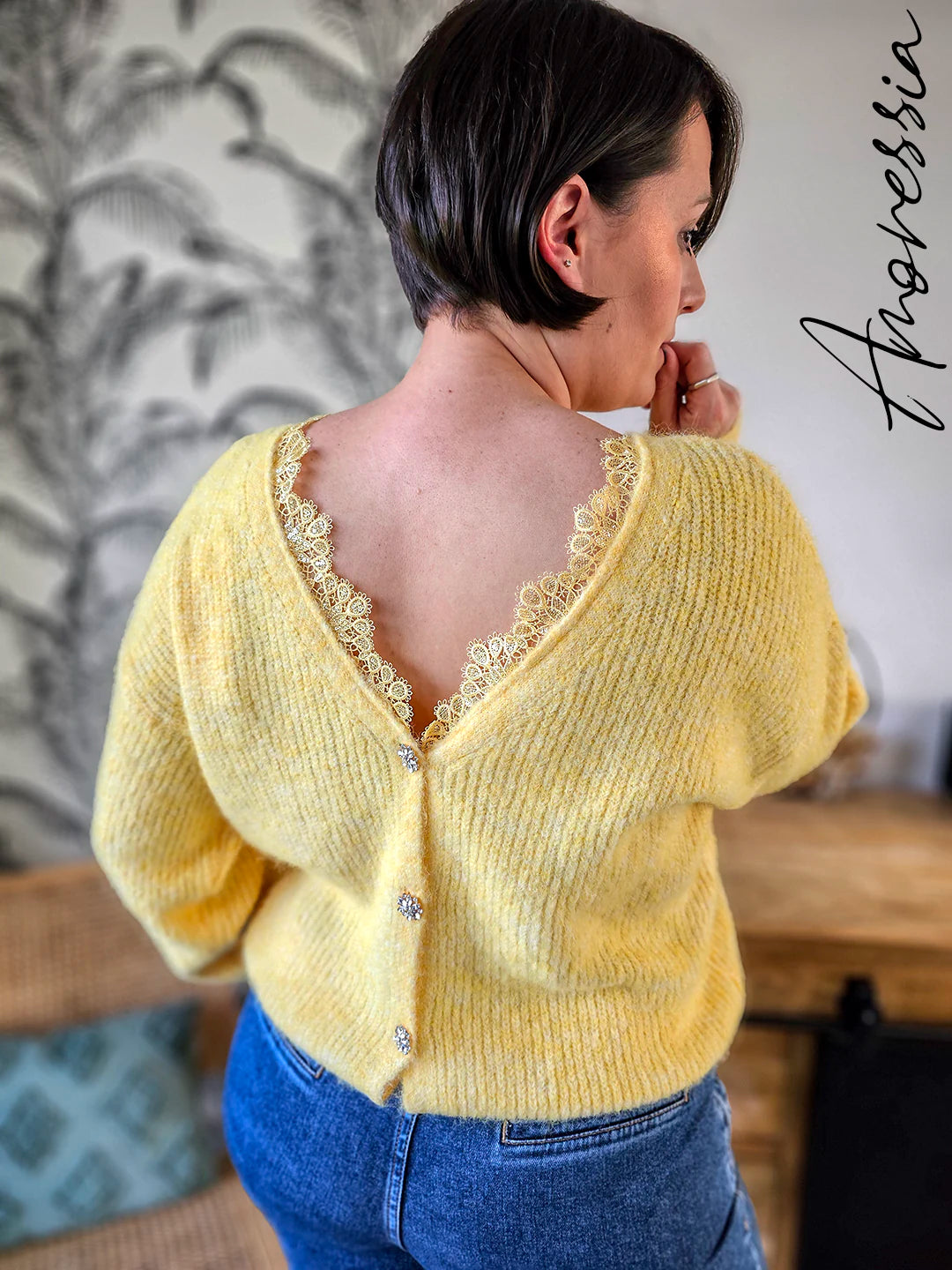 Gilet Giallo — Gilet Jaune Double Face Dentelle Femme photo portée