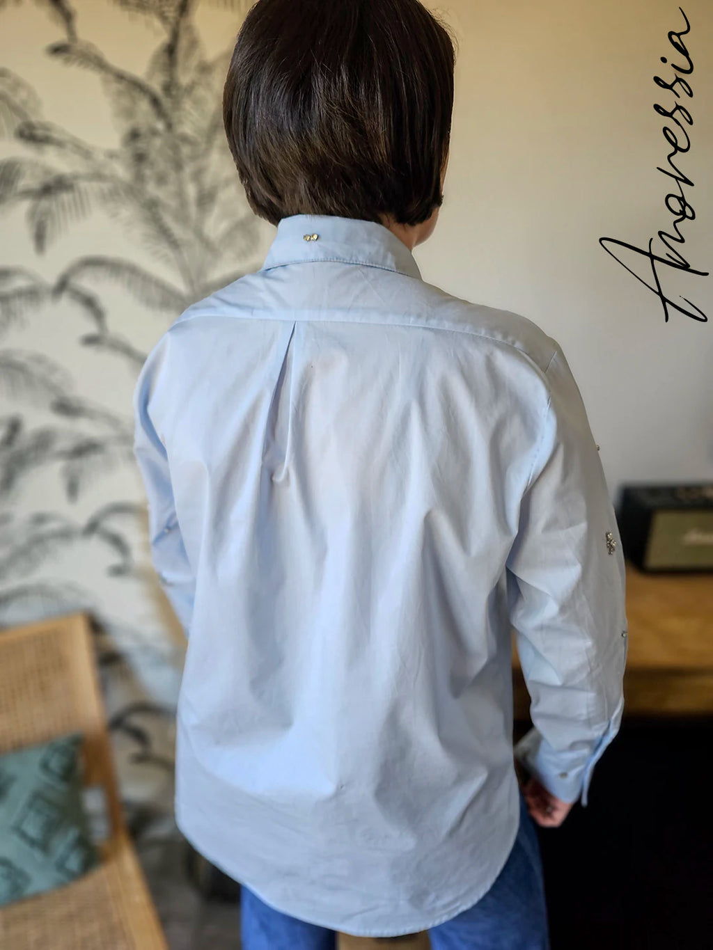 Chemise Scintillante — Chemise Bleu Ciel Pierres Femme photo lifestyle