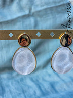 Boucles d'Oreilles Aulde — Boucles Dorées Pendantes Femme photo portées