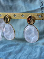 Boucles d'Oreilles Aulde — Boucles Dorées Pendantes Femme vue détail