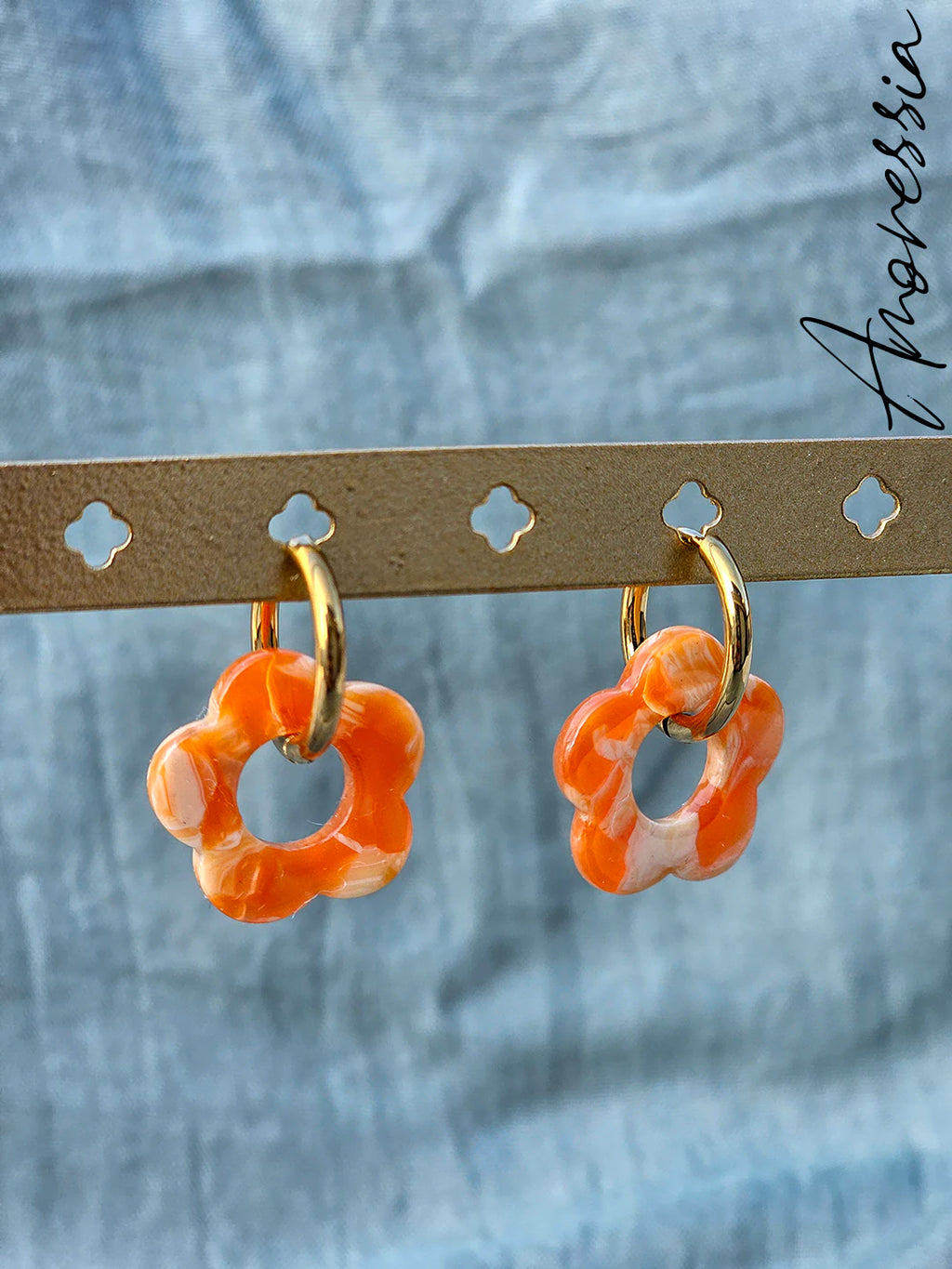Créoles Rosa Orange — Créoles Résine Orange Femme photo portées
