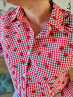 Chemise Fraisia — Chemise Rouge Carreaux Fraises Femme vue détail