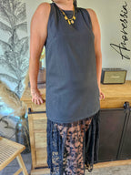 Robe Donna — Robe Noire Dentelle Sans Manches Femme photo lifestyle