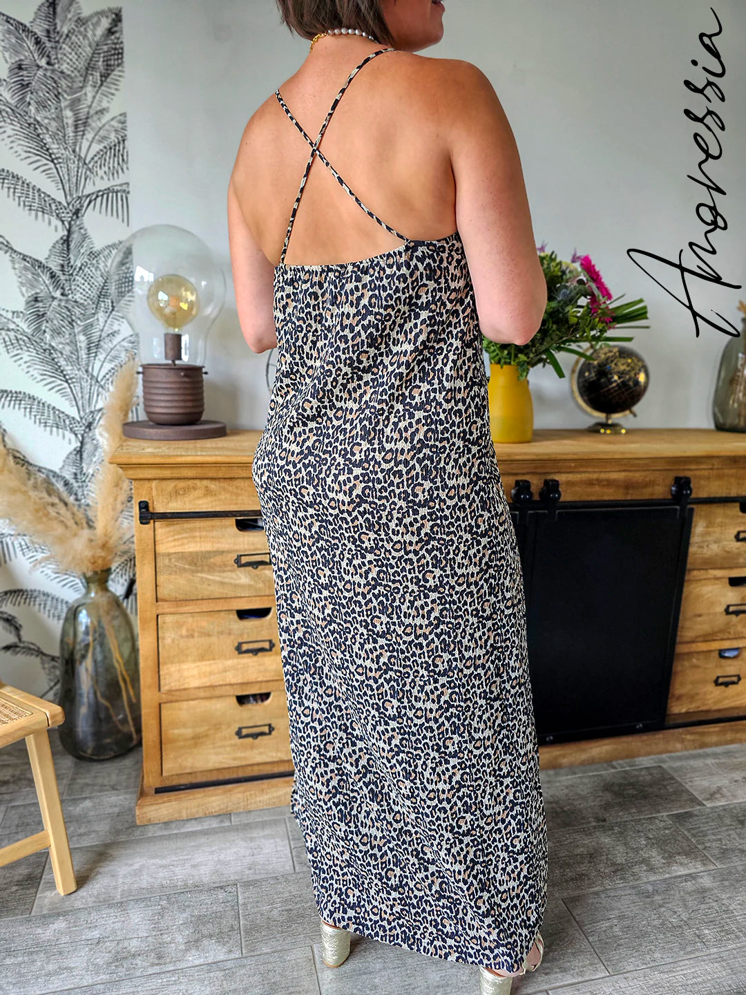 Robe Longue Léopard — Robe Fluide Imprimé Léopard Dos Croisé Femme vue dos
