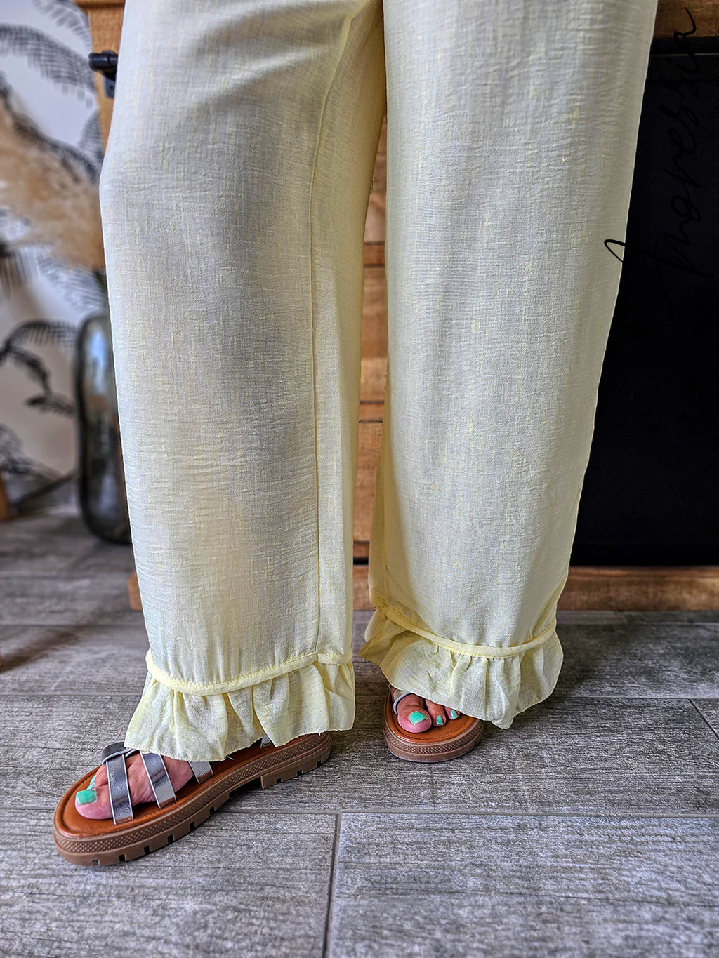 Pantalon Louka Jaune — Pantalon Large Jaune Femme vue détail