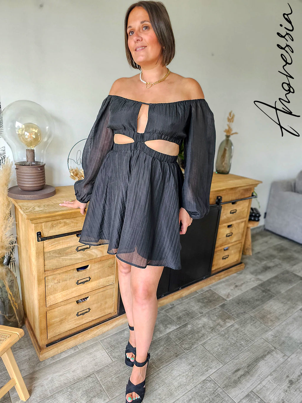 Robe Gabriella — Robe Élégante Femme vue détail
