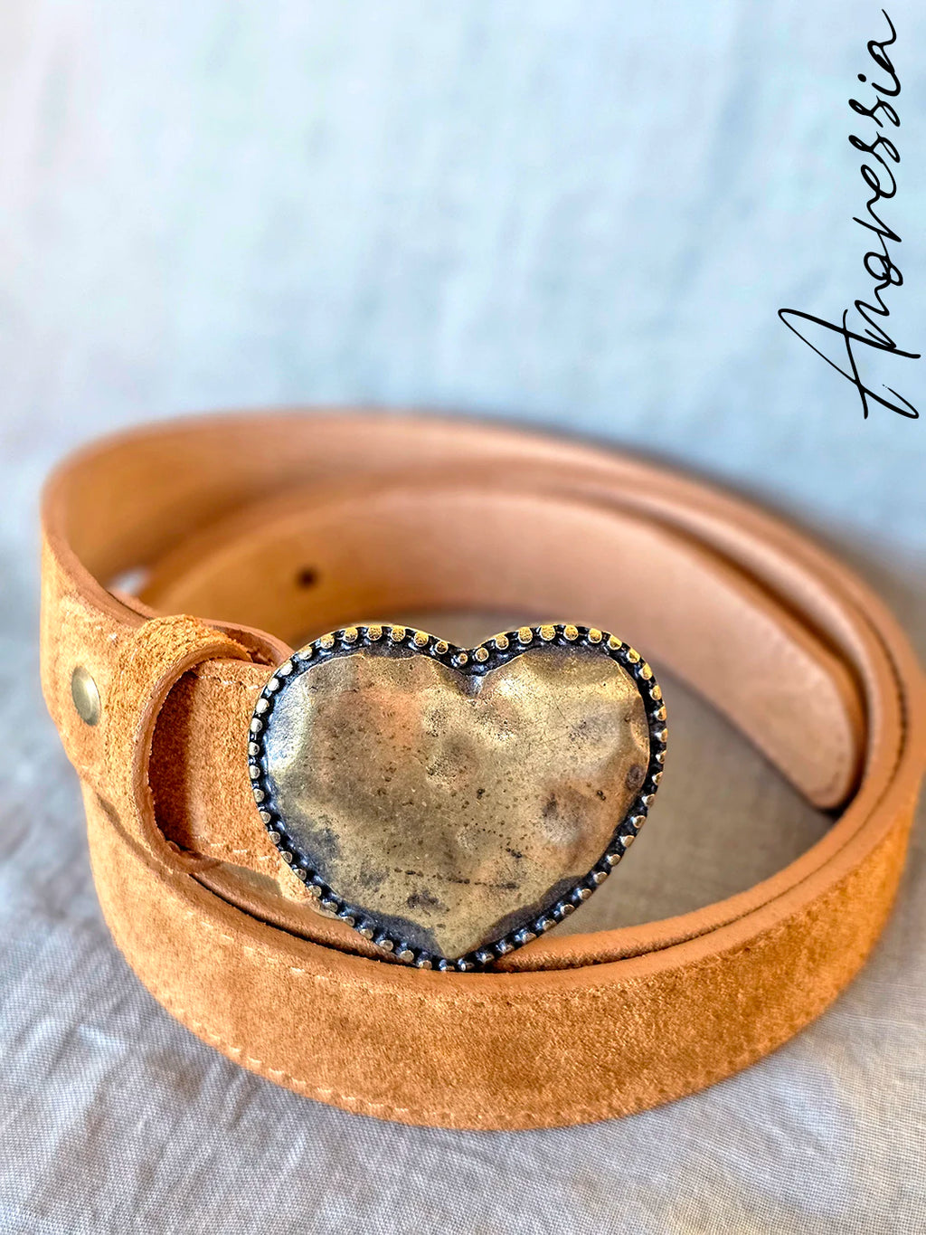 Ceinture Boucle Coeur Camel — Ceinture Camel Boucle Cœur Femme vue détail