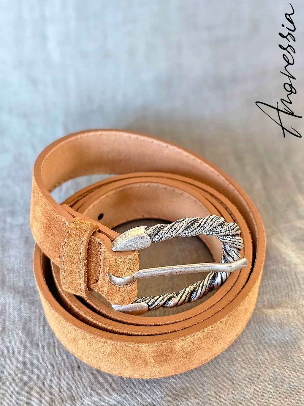 Ceinture Camel Boucle Argentée — Ceinture Cuir Camel Femme vue détail