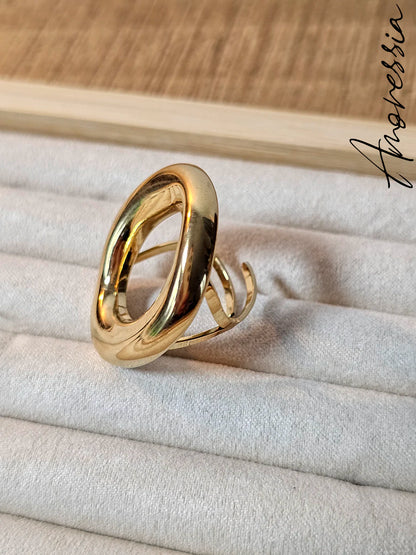 Bague dorée ajustable – Grand anneau creux