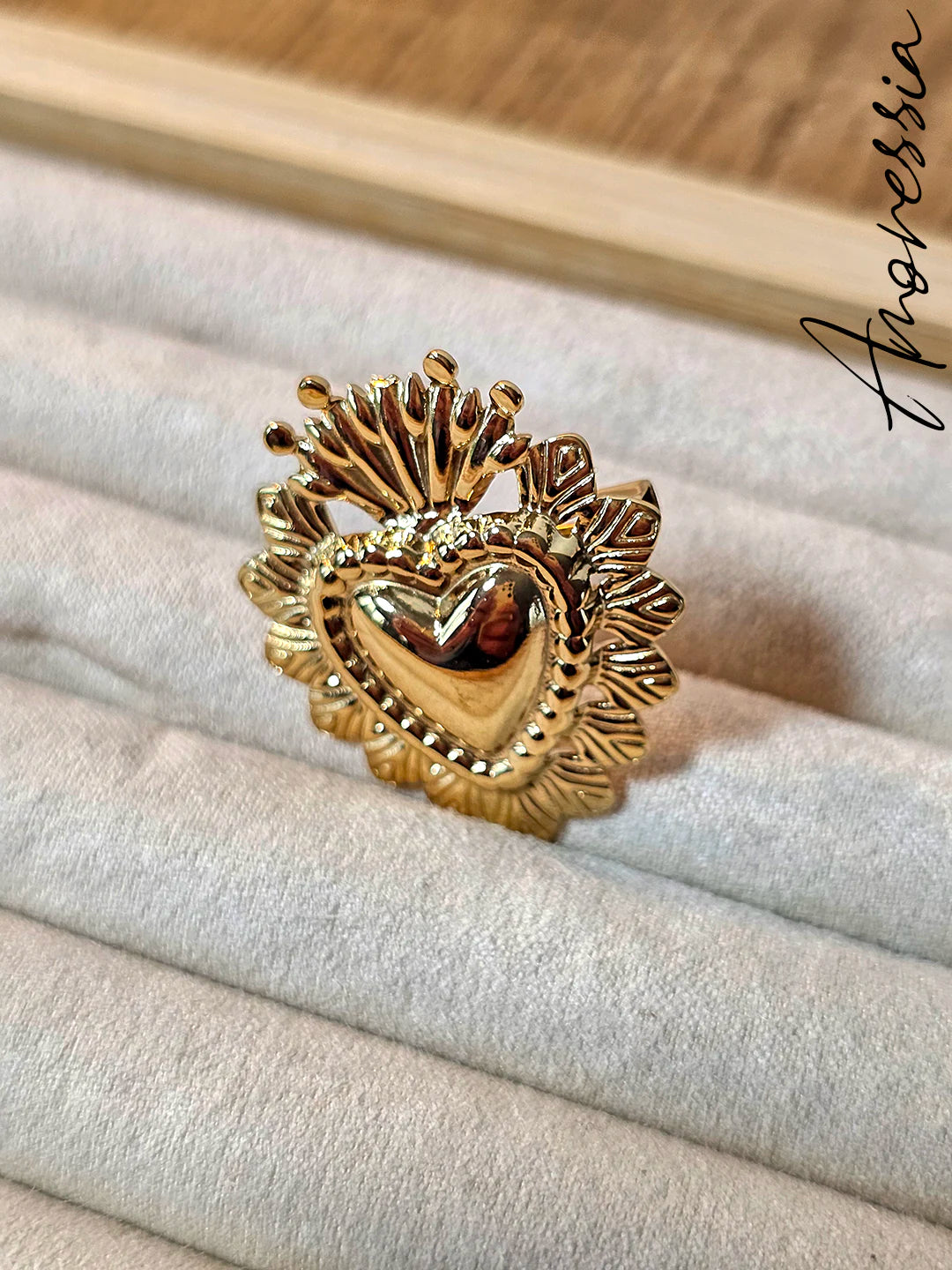 Broche coeur ex-voto