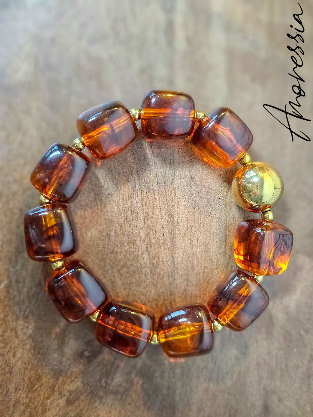 Bracelet résine et perle doré