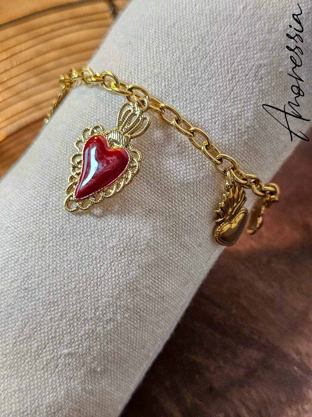 Bracelet Charms Ex Voto Rouge — Bracelet Médaille Rouge Femme zoom charm
