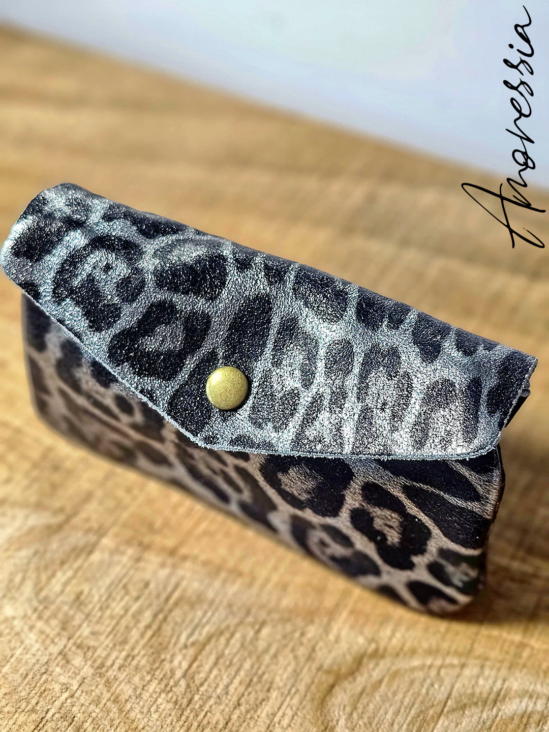 Porte monnaie en cuir irisé léopard