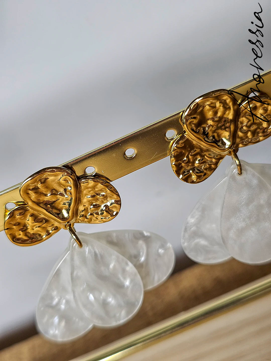 Boucles d'oreilles Fleur résine