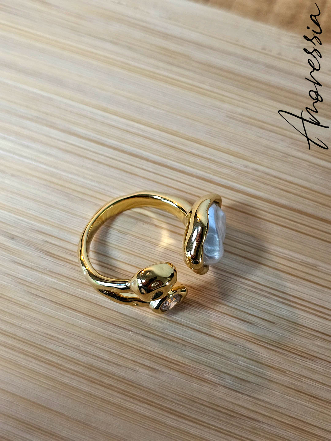 Bague Doré 3 Pierres — Bague Dorée Triple Pierre Femme autre vue