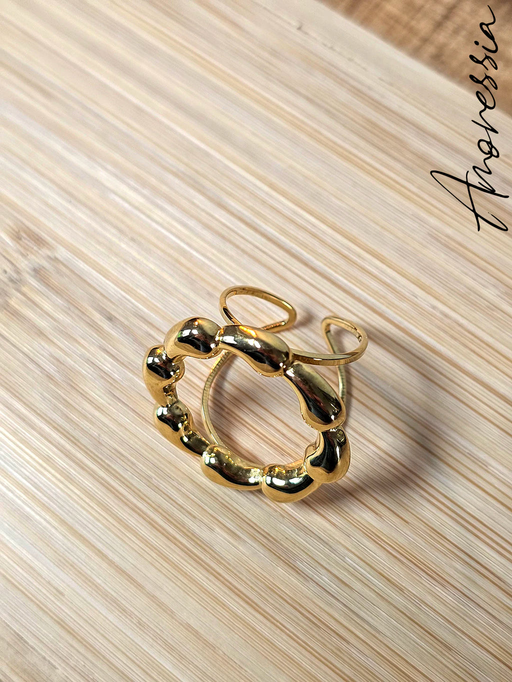 Bague Cercle Doré — Bague Anneau Doré Femme vue détail
