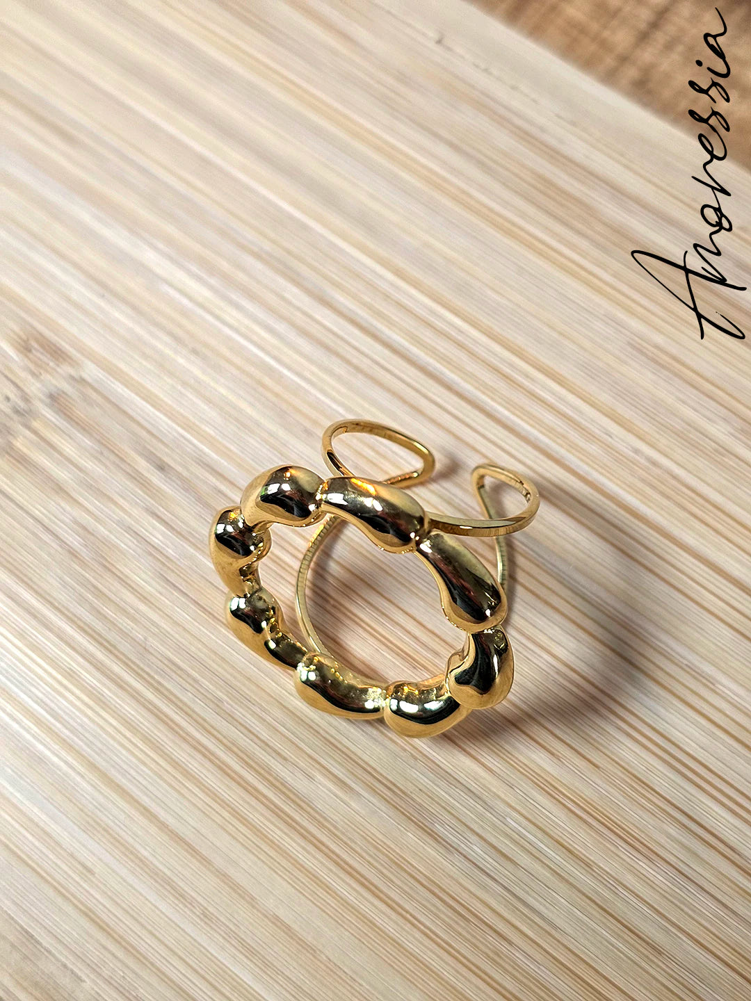 Bague Cercle Doré — Bague Anneau Doré Femme vue détail