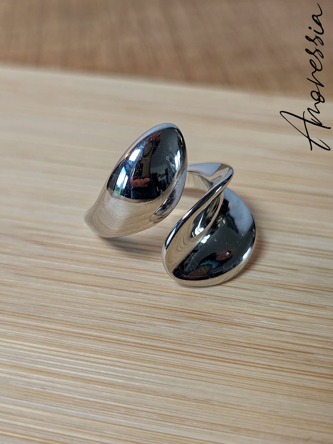 Bague Argentée Mia — Bague Argentée Ajustable Femme photo portée