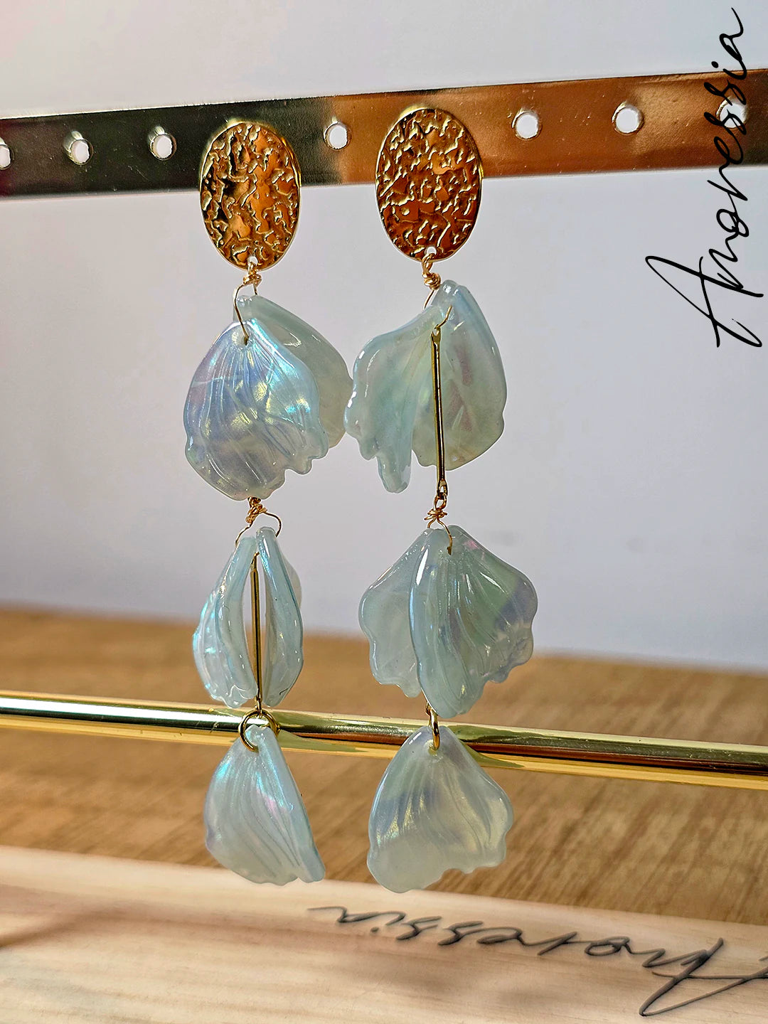 Boucles d'Oreilles Pétales — Boucles Florales Dorées Femme