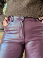 Pantalon Barrel Simili Cuir Bordeaux Femme — Pantalon Sofia